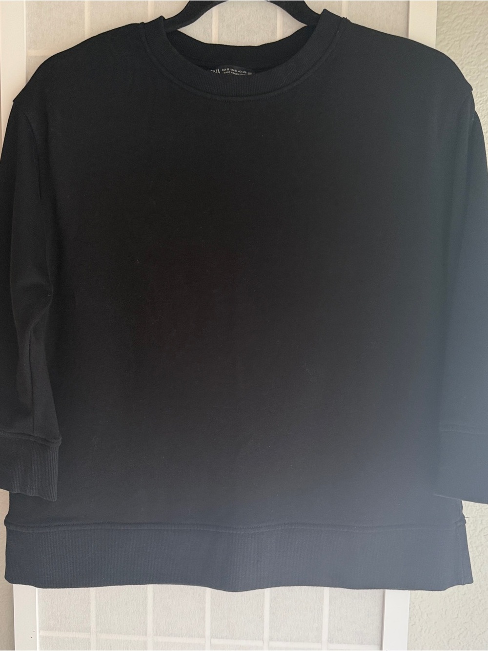 Zara Black Ribbed Crewneck Sweatshirt